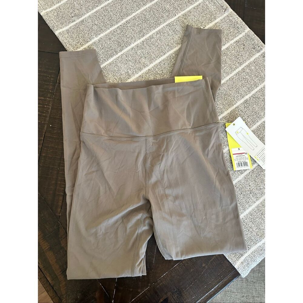 🌸 All in Motion Everyday Soft Brown Leggings Size Small New